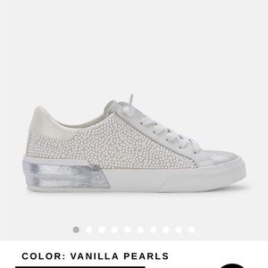 Dolce Vita Zina Sneaker - Vanilla Pearl